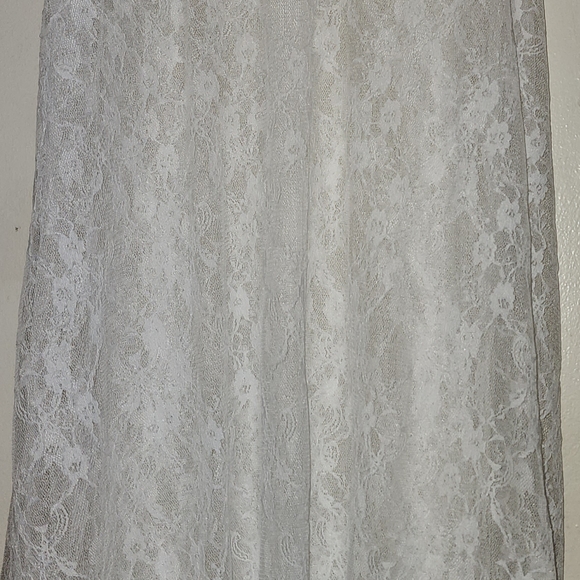 POL lace dress - Picture 3 of 4